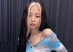 Mẹo mặc áo sexy hơn vài phần: Jennie, Jessica đều kéo vai áo lệch