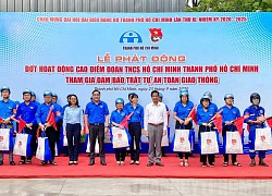 Đoàn viên, thanh niên thành phố Hồ Chí Minh tham gia bảo đảm an toàn giao thông