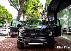 Ford F-150 Raptor "cửa tự sát", hơn 4 tỷ đầu tiên về Hà Nội