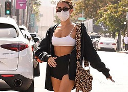 Madison Beer mặc bra bé xíu xuống phố siêu gợi cảm