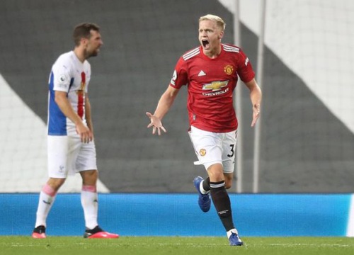 MU có Van de Beek vẫn bị huyền thoại Liverpool chê lộ "tử huyệt" nào?