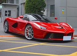 Siêu xe Ferrari LaFerrari cực hiếm và đáng "thèm khát" của nhà giàu Việt vi vu trên đường phố Đài Loan