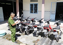 Bắt tại trận băng trộm "nhí" chuyên cuỗm xe máy