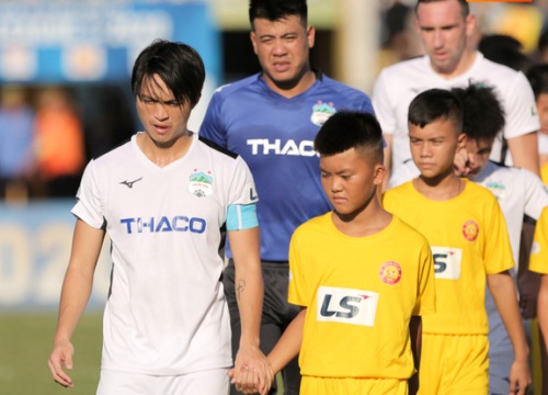 HLV Hàn Quốc có vì lo mà "giấu" Tuấn Anh, Xuân Trường trong ngày V.League trở lại?