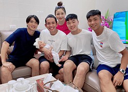 Xuân Trường, Tuấn Anh thăm con gái Văn Đức