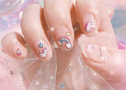 6 mẫu nail dán rẻ bèo mà xinh lung linh cho hội lười ra tiệm