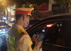 Giật mình nữ tài xế Camry say ngất ngưởng trong đêm giao thừa giữa Thủ đô
