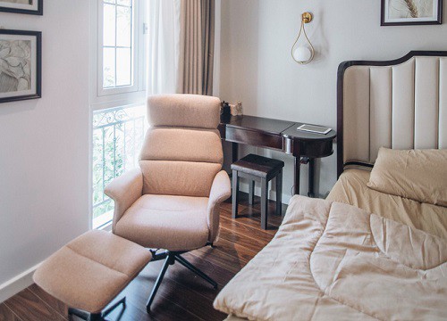 Mua mảnh đất trong ngõ Ba Đình, vợ chồng trẻ xây ngôi nhà nhỏ mà có võ, chỉ rộng 30m2 mà sang như biệt thự