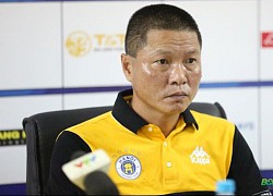 Suýt thua tân binh V-League, HLV Chu Đình Nghiêm lại bỏ họp báo