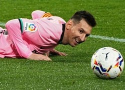 Đau lòng cảnh Messi rời Barca miễn phí