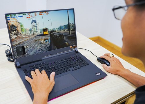 Laptop chơi game giá 50 triệu đồng