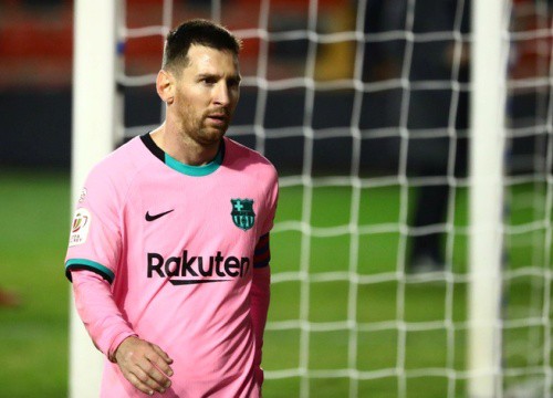 Messi tỏa sáng sau khi hoàn thành án treo giò