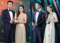 Dân mạng &#8220;đào&#8221; lại ảnh cũ, phát hiện Son Ye Jin định thừa nhận hẹn hò Hyun Bin từ năm ngoái nhưng vẫn nói dối?