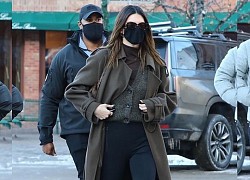 Điểm style sao US-UK tuần qua: Kendall Jenner &#039;thời trang phang thời tiết&#039;, Rihanna, Kylie có outfit đón năm mới &#039;bỏng mắt&#039;