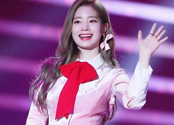 Mải khen làn da của Dahyun (TWICE) mà netizen quên mất vòng eo đẹp khó tin của cô