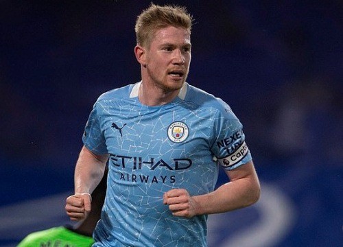 Man City đáp ứng mức lương 300.000 bảng/tuần, De Bruyne vẫn lắc đầu