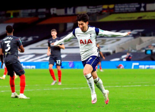 Tottenham vào chung kết Carabao Cup, Mourinho vẫn chưa hài lòng