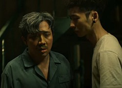 Trấn Thành hết hồn nhiên hôn má lại mò vào nhà tắm của Tuấn Trần ở teaser trailer Bố Già