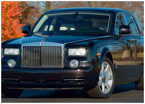 Chiếc Rolls-Royce Phantom từng của ông Donald Trump được rao bán