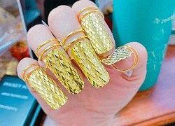 Bộ nail đậm "mùi tiền" dành cho các chị em chuẩn bị đón Tết