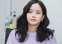 Lâu lắm mới trở lại, sao nhí Mặt Trăng Ôm Mặt Trời Kim So Hyun khiến MXH bùng nổ với visual xinh đến... lặng người