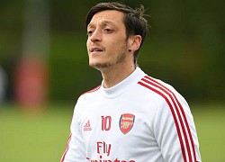 Người đại diện lên tiếng về khả năng Mesut Ozil rời Arsenal