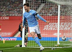 Người hùng tiết lộ bước ngoặt giúp Man City quật ngã MU