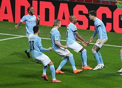 Những điểm nhấn sau thất bại 0-2 của MU trước Man City