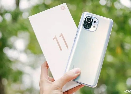 Trên tay Xiaomi Mi 11 tại VN: Smartphone đầu tiên với chip Snapdragon 888, giá 16 triệu đồng