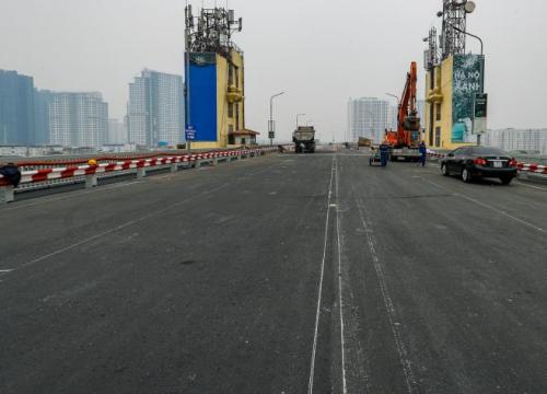 Xe buýt, ô tô đi lại thế nào sau khi thông xe cầu Thăng Long?