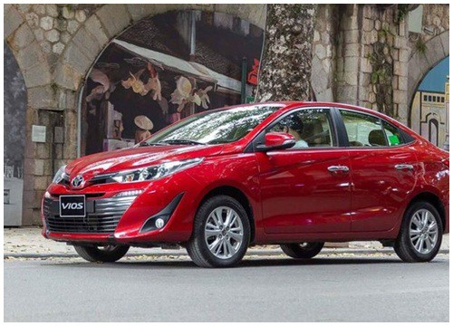 Cuộc đua sedan hạng B: Toyota Vios vẫn dẫn đầu dù Hyundai Accent bứt phá