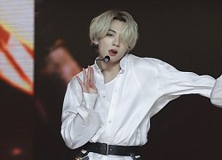 Lần đầu biểu diễn với mái tóc vàng hoe, Jungkook (BTS) &#8220;bỏ túi&#8221; thêm sân khấu huyền thoại nhờ visual vô thực