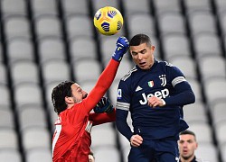 Pha bật cao chiến thắng thủ môn của Cristiano Ronaldo thu hút giới khoa học thế giới