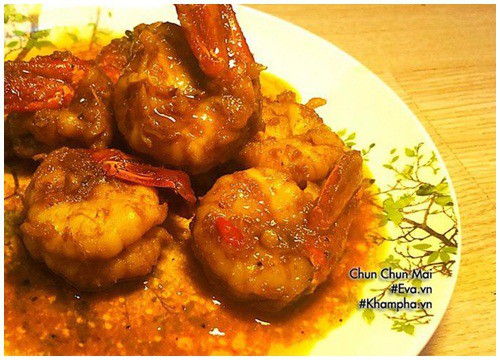Tôm kho tộ thơm nức mũi