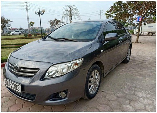 Toyota Corolla nhập từ Nhật Bản hiếm thấy tại Việt Nam