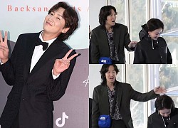 Chỉ với 1 động thái nhỏ với Song Ji Hyo diễn ra trong 3 giây, Lee Kwang Soo đã lộ rõ nét tính cách thật ngoài đời