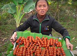 Đã tự dặn lòng "món này phải trở liên tục không nó cháy", vừa dứt lời Bà Tân Vlog làm cháy luôn cả nửa mẻ