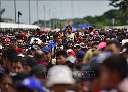 Hàng trăm người di cư từ Honduras tìm đường tới Mỹ