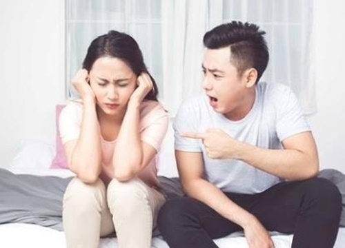 Mẹ chồng muốn tôi về ngoại ăn Tết nhưng chồng thì không