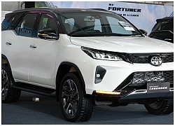 Giá xe ô tô hôm nay 13/1: Toyota Fortuner thấp nhất ở mức 995 triệu đồng