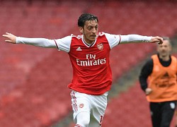 Ozil sẵn sàng không nhận 9,5 triệu USD để sớm rời Arsenal