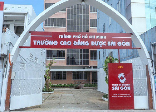 Trường tỉnh ồ ạt tuyển sinh tại TP.HCM: Cần giám sát và hậu kiểm nghiêm ngặt