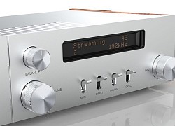 JBL SA-750, y mẫu SA-600 của thập niên 60, cặp bài trùng với L100 Classic 75