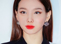 Na Yeon (Twice) từ 'thỏ' hóa 'mèo' sau khi đổi dáng lông mày