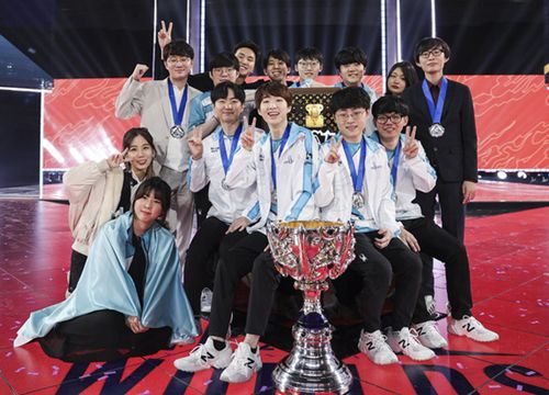 Sở hữu lượng fan đông đảo, Faker có lần thứ 3 liên tiếp được vinh danh tại Esports Hall of Fame