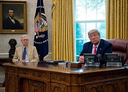 Số phận Tổng thống Trump lại nằm trong tay lãnh đạo Thượng viện McConnell