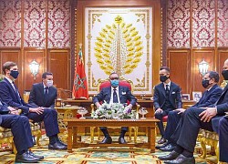 Trump tặng huân chương cho Vua Morocco