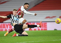 Aubameyang tuyên bố trở lại sau cú đúp vào lưới Newcastle