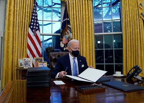 Biden nói thư Trump gửi 'rộng lượng'