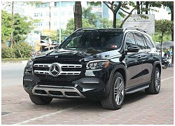 &#8216;Chê&#8217; xe chính hãng, khách Việt tự nhập Mercedes GLS đắt tiền hơn